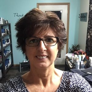 Meet your Posher, Lori ann